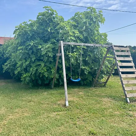 Avec Piscine * Landorthe