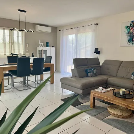 Вилла Avec Piscine Landorthe