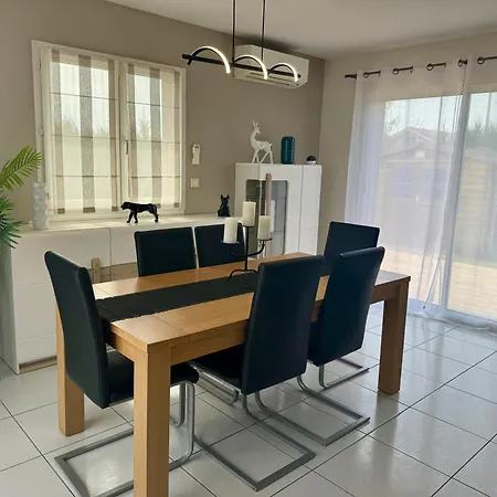 Avec Piscine Вилла *