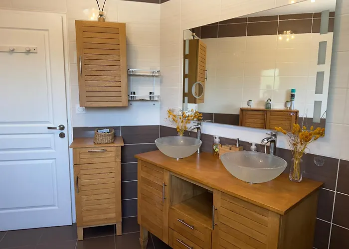 Avec Piscine וילה *